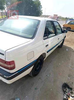 Peugeot 405